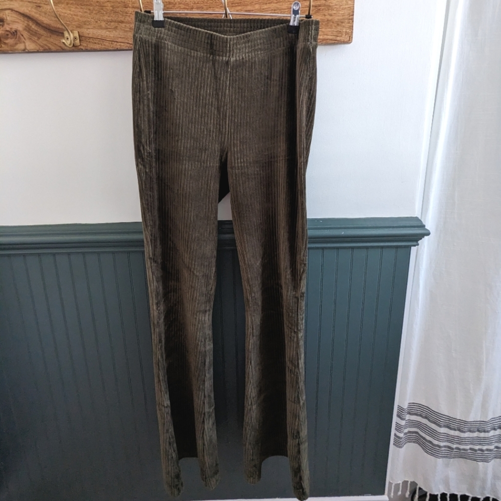 Green ribbed flare pants